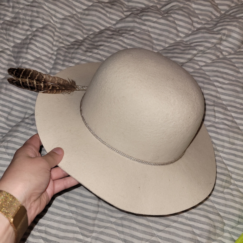 Brixton Cream Hat with Feather Accent